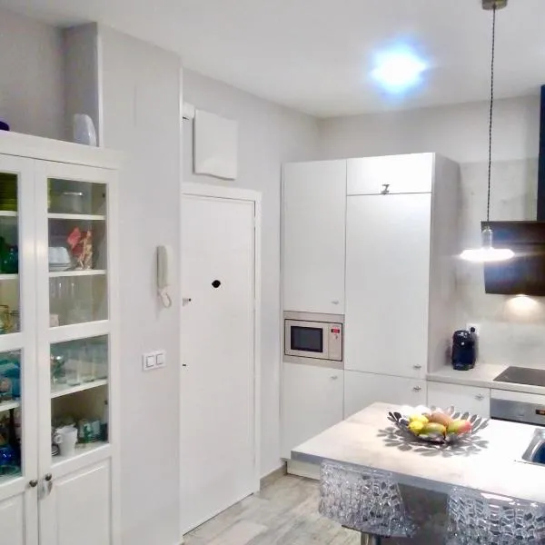 Apartamento estilo nórdico en Malasaña (Madrid Centro), hotel i Madrid