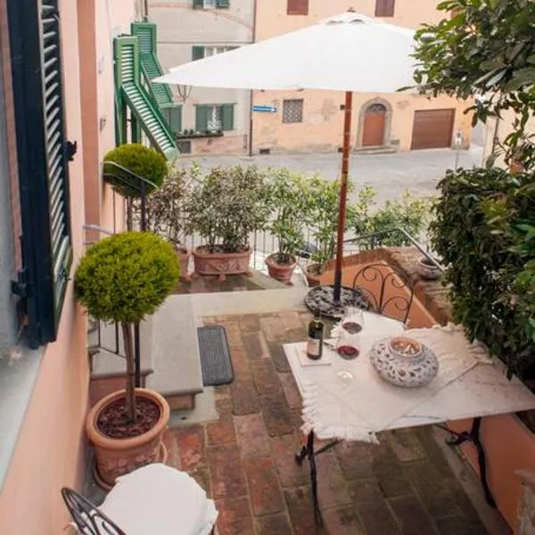 Appartamenti La Rocca, hotel in Palaia