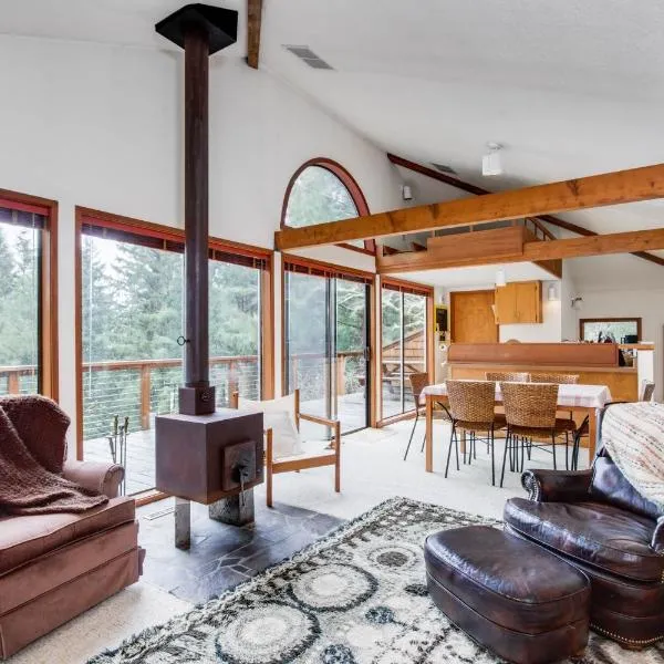 The Eagle's Nest, hotel in Otis