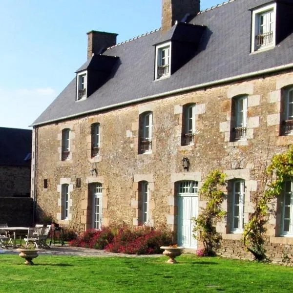 La Vieille Foulonnière : Chambres d'hôtes & Permaculture, hotel i Pontorson