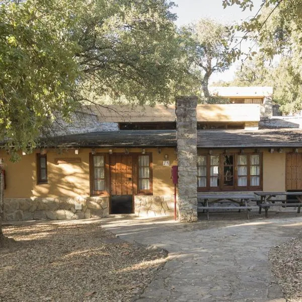 Albergue Inturjoven Cortes De La Frontera, hotel v destinácii Cortes de la Frontera
