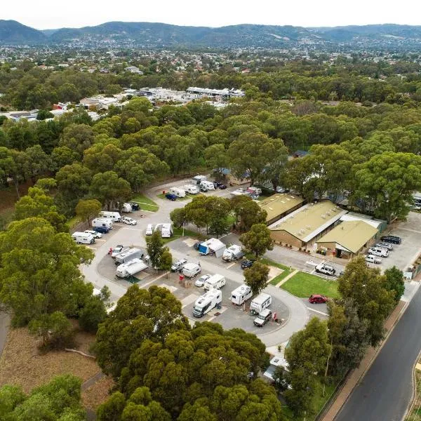 Windsor Gardens Caravan Park, מלון בHope Valley