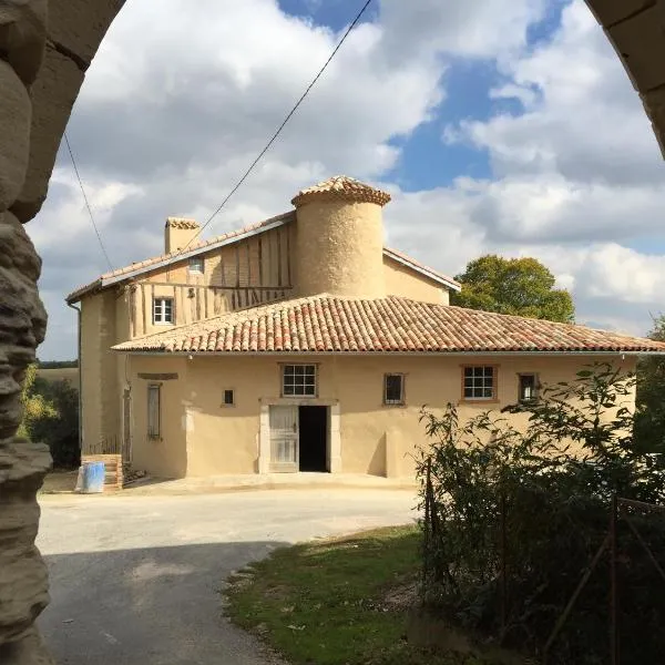 La Tour Barbacane, hôtel à Alan