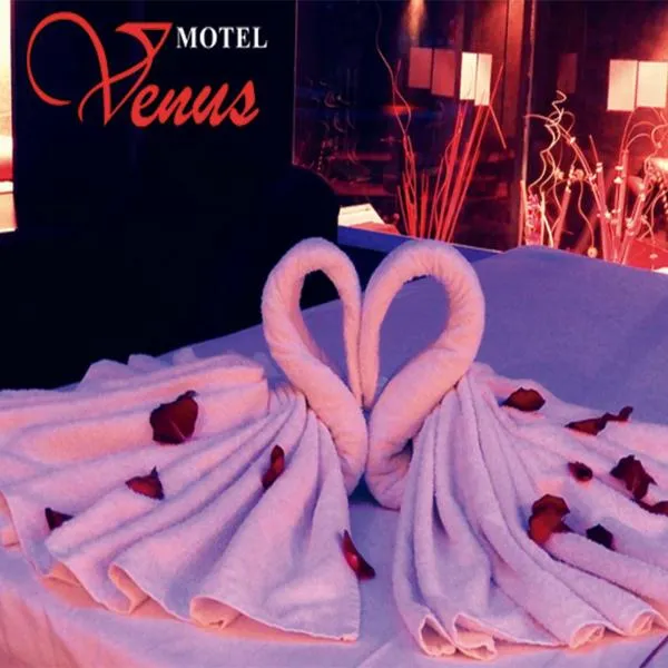 Auto Hotel Venus, hotell i Dos Ríos