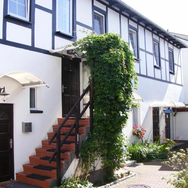 Pension Lachmöwe, hotel v destinaci Zinnowitz