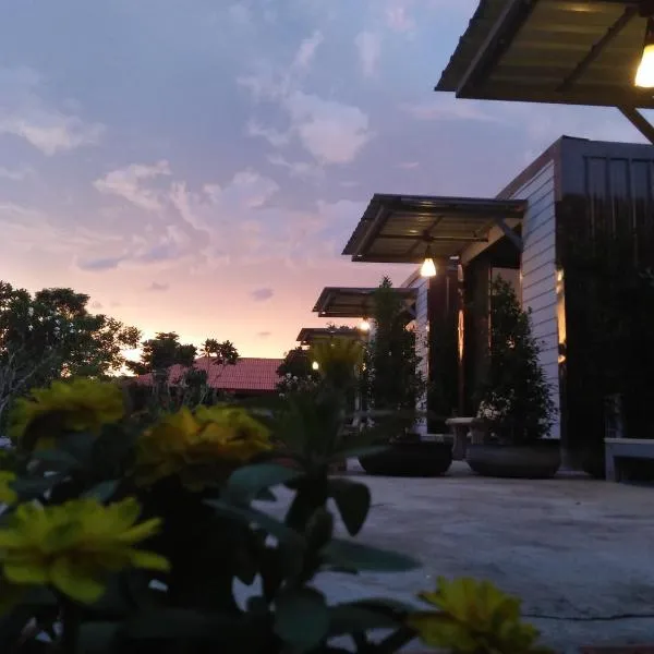 Wattana Home, hotel v destinaci Thong Pha Phum