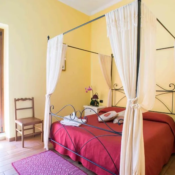 B&B L'Albero Dei Limoni – hotel w mieście Portoscuso