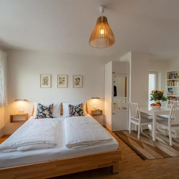 Apartment Le rose di Marianne - ovest, hotel en Varna