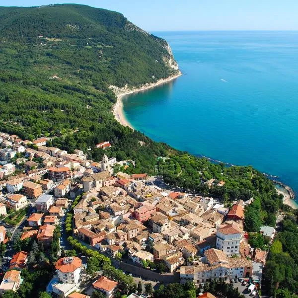 Daniela Camere, hotel v destinaci Sirolo