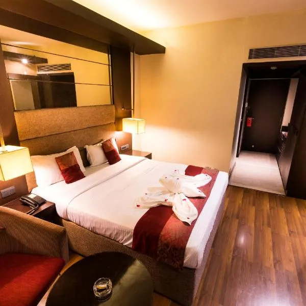 Hotel Grand Residence: Chettippattu şehrinde bir otel