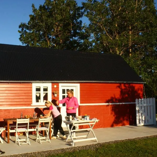 Dalvík Vegamót Cottages โรงแรมในดาลวิค