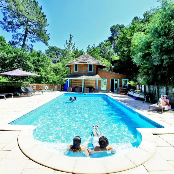 Village Nature et Océan à côté de la plage avec piscine et jacuzzi, hotel in Messanges