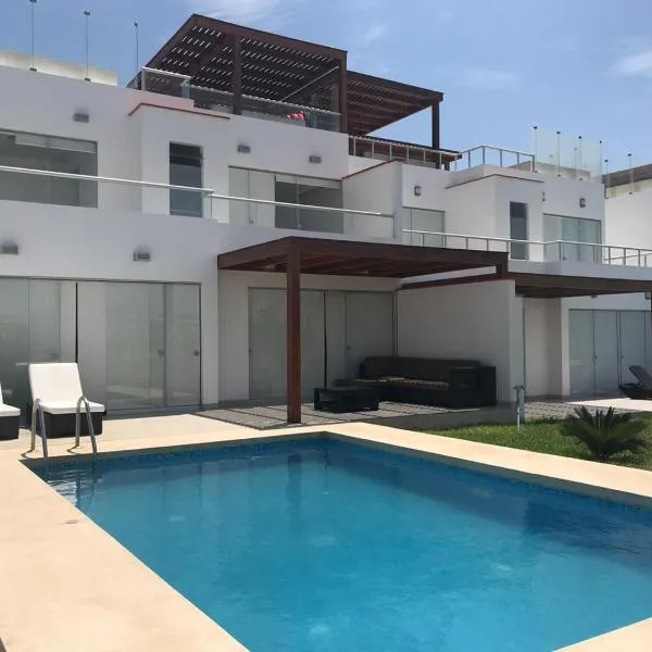 Casa 33 Sotavento Paracas、パラカスのホテル
