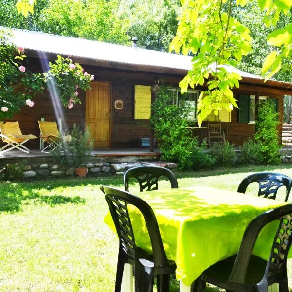 Cabañas Los Andes EcoLodge, hotel v destinaci San Carlos