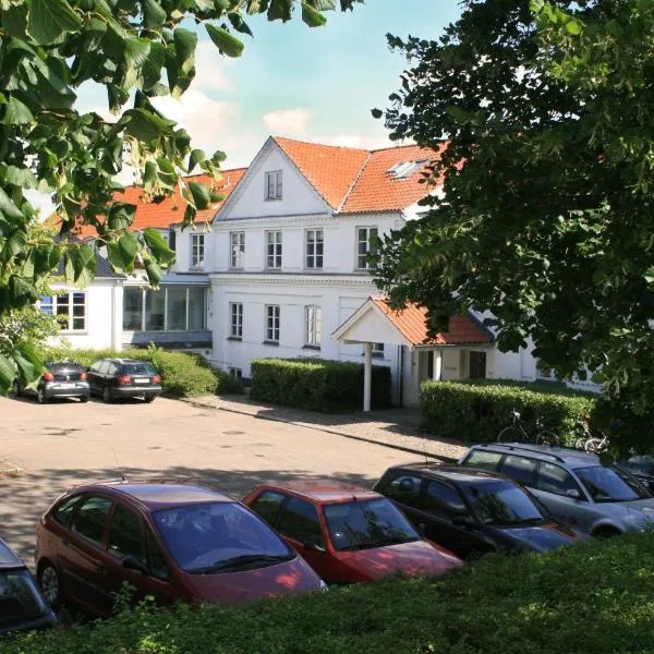 Tune Kursuscenter, hotel a Roskilde