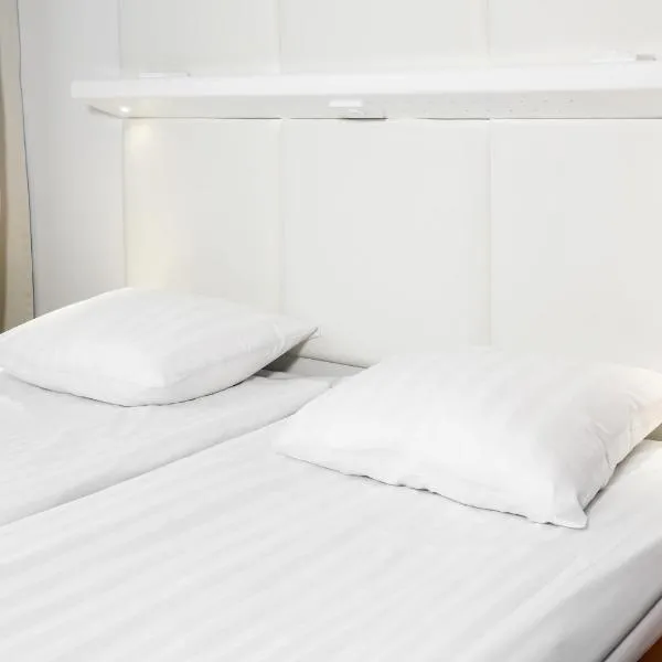 オメナ ホテル ヘルシンキ レンロティンカトゥ（Omena Hotel Helsinki Lönnrotinkatu）、ヘルシンキのホテル