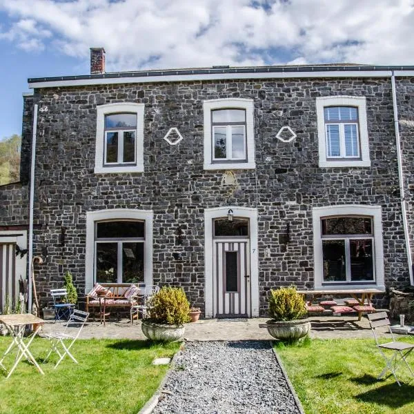 B&B Au Canard, hotel v destinaci La-Roche-en-Ardenne