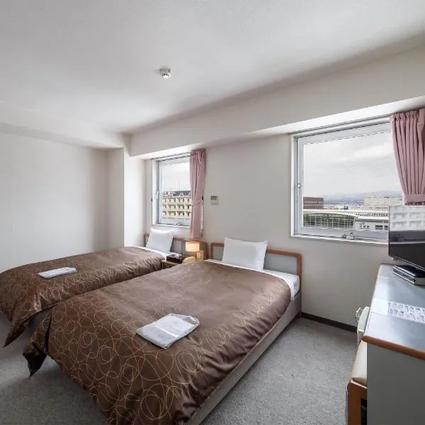 ๊ณ ๋ง์ฐ์ ์์นํ ํธํ
Hotel Airport Komatsu