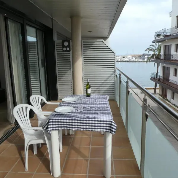 Apartament Vistamar、リャンサのホテル