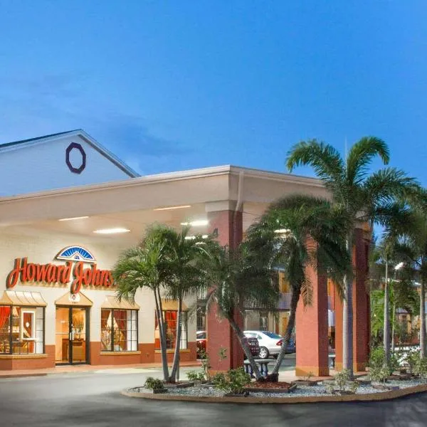 Howard Johnson by Wyndham Ft. Myers FL, hotel v destinaci Fort Myers