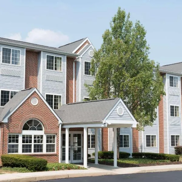 Microtel Inn & Suites by Wyndham West Chester, hótel í West Chester