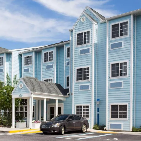 Microtel Inn & Suites by Wyndham Port Charlotte Punta Gorda, hotell i Port Charlotte