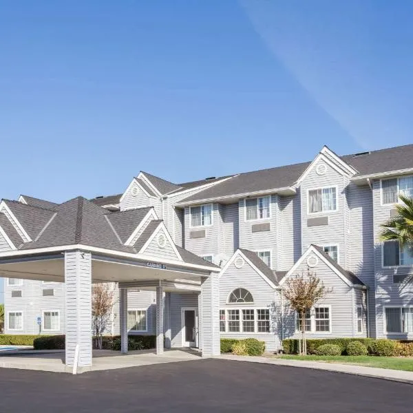 Microtel Inn & Suites Modesto, hotel v destinaci Ceres
