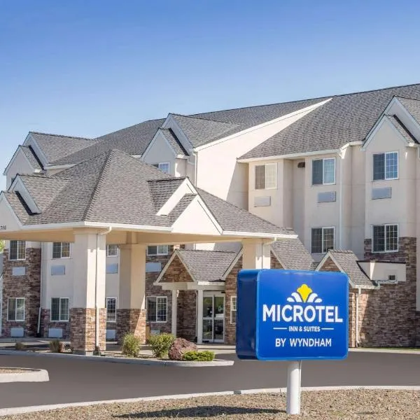 Microtel Inn & Suites by Wyndham Klamath Falls、クラマスフォールズのホテル