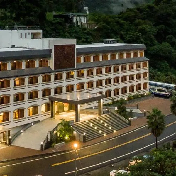 Dong Tair Spa Hotel, hotel a Wenquan