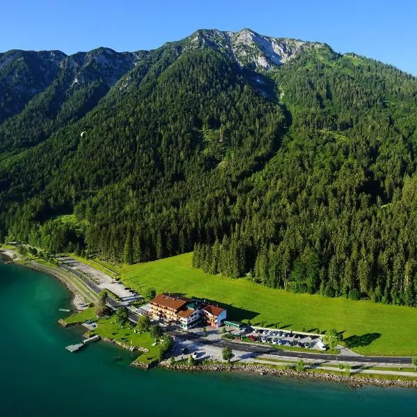 Seehotel St Hubertus, hotel a Pertisau