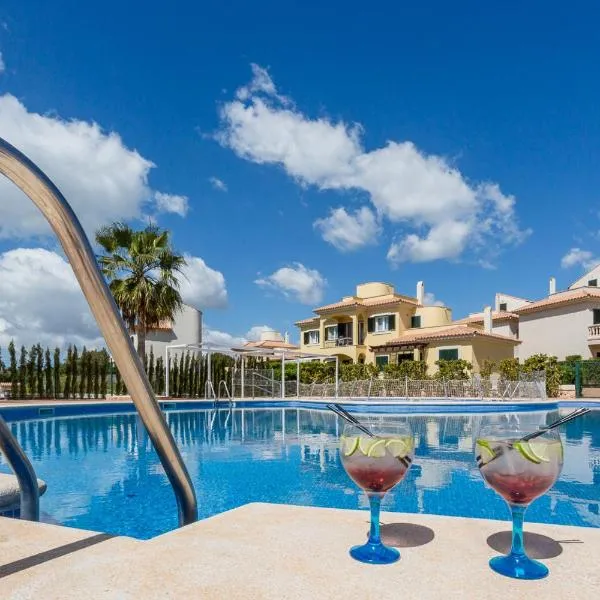 Residence Club - Detached Homes - Hotelera Azur, hotel em Sa Ràpita