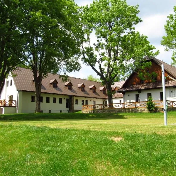 Rodinný hotel Pod Bílou skálou – hotel w mieście České Křižánky