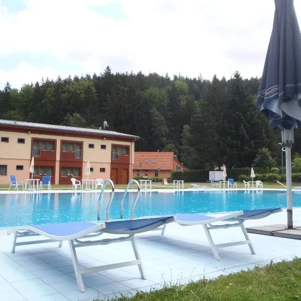Geyserpark Village, hotel v destinaci Karlovy Vary