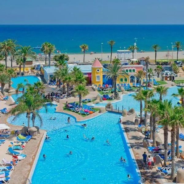 Mediterraneo Bay Hotel & Resort、ロケタス・デ・マルのホテル
