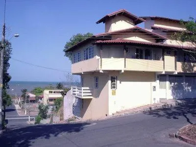 Apartamentos vista mar Praia de Jacaraípe, hotel in Serra