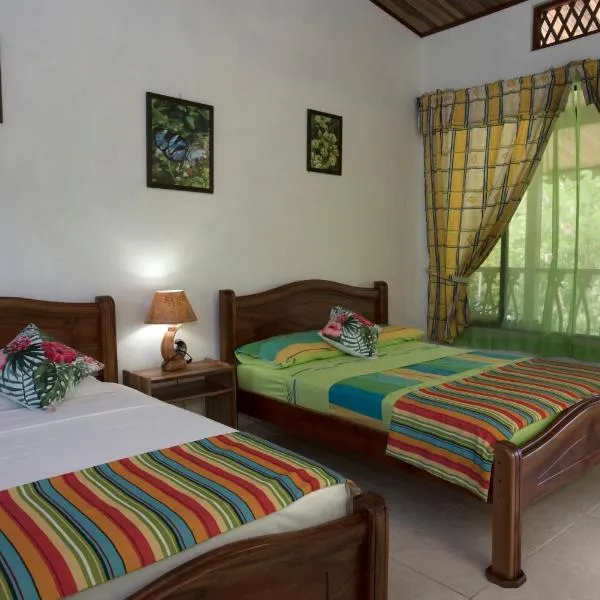 Hotel Sunshine Caribe, hotel em Puerto Viejo