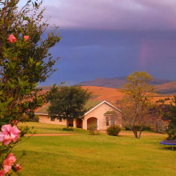 Viesnīca Thaba Tsweni Lodge & Safaris pilsētā Blydebos