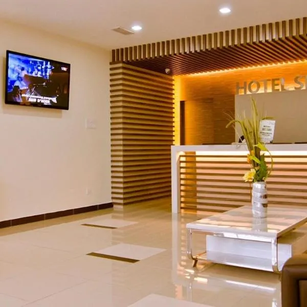 Hotel Setia โรงแรมในเกอลวง