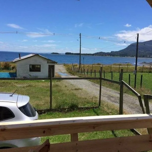 Cabaña frente al mar en Carretera Austral, hotel a Contao