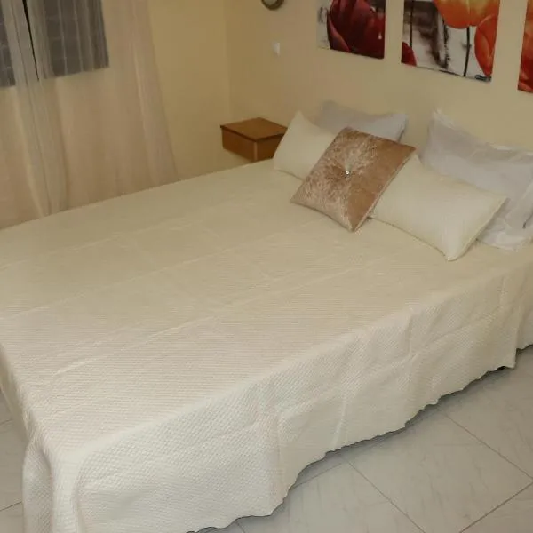 Apartamento Preguiça, hotel v Espargosu