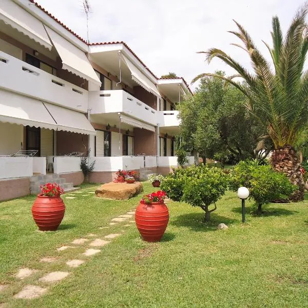 Studios Lainis – hotel w mieście Torone
