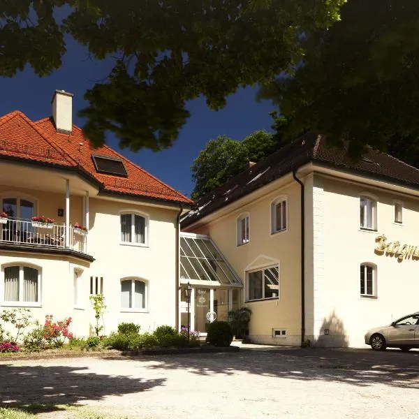 Hotel Burgmeier, hotel in Bergkirchen