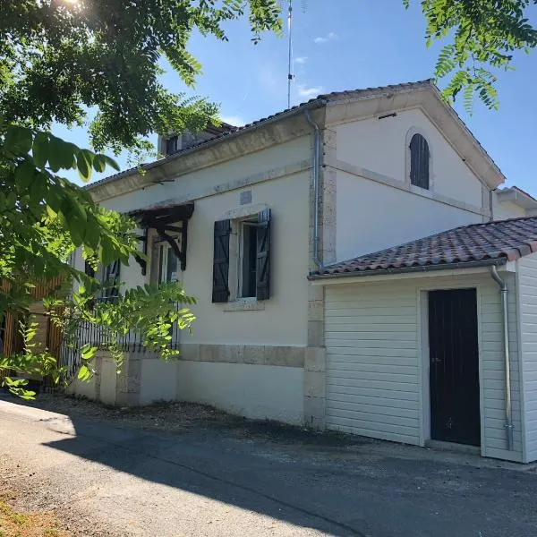 L’île aux Bateaux，Buzet-sur-Baïse的飯店