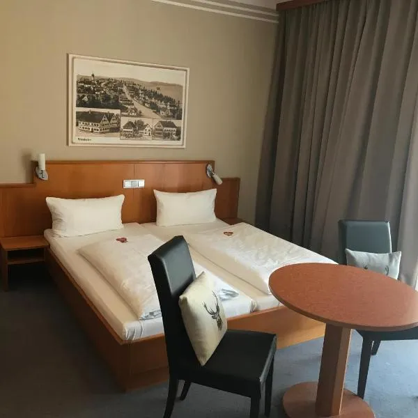 Neumaiers Hirsch -Gasthof und Landhotel, hotel v destinaci Weißenhorn