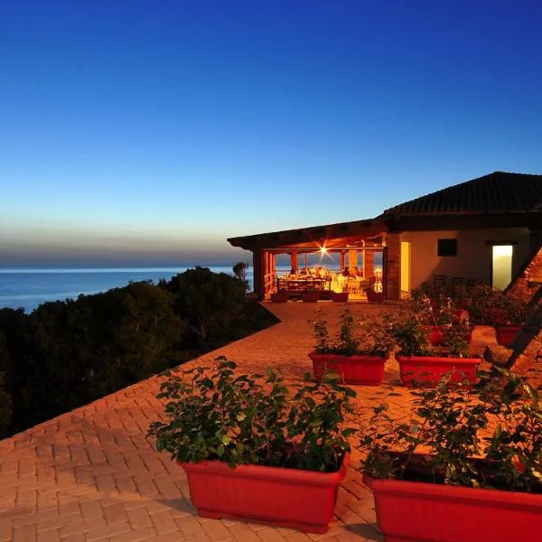 Hotel Corsaro Nero, hotel Portu Magában
