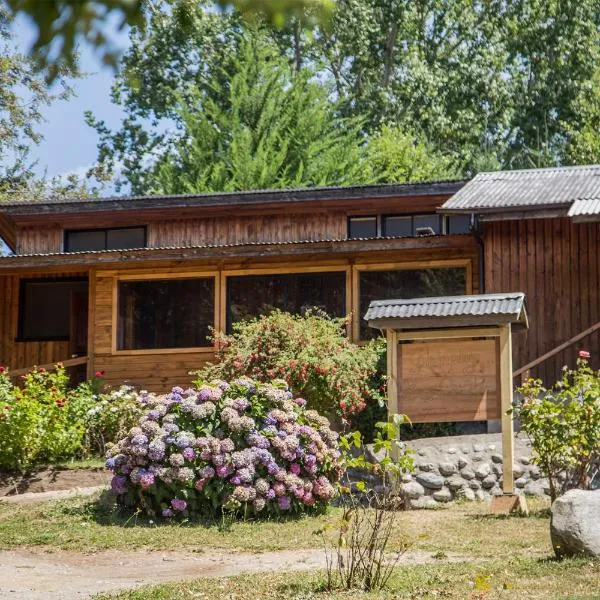 Refugio Ruka Cümelen, hotel v destinaci Panguipulli