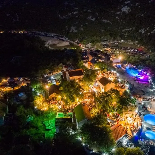 Ethno Village Kokorici, hotel v destinaci Vrgorac