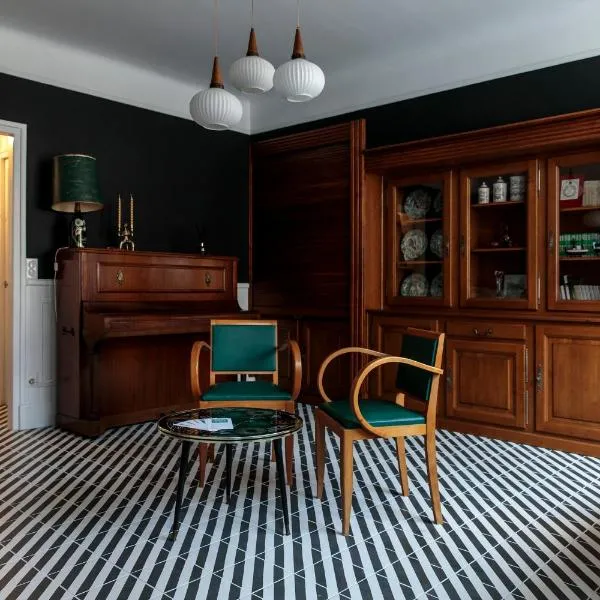 L'HEURE BLEUE, Hotel in Orbais