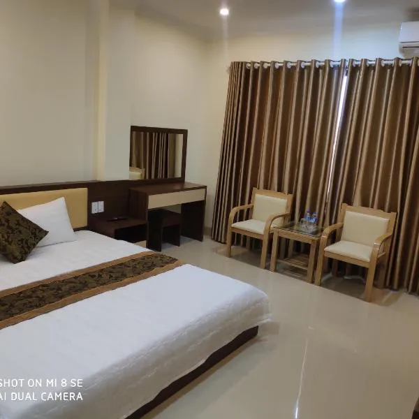 Ngọc Anh Hotel, hotel v destinaci Ha Long