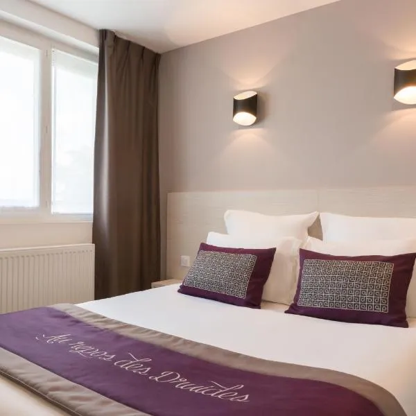 The Originals City, le Relais des Carnutes Brezolles Verneuil sur Avre – hotel w mieście Brezolles